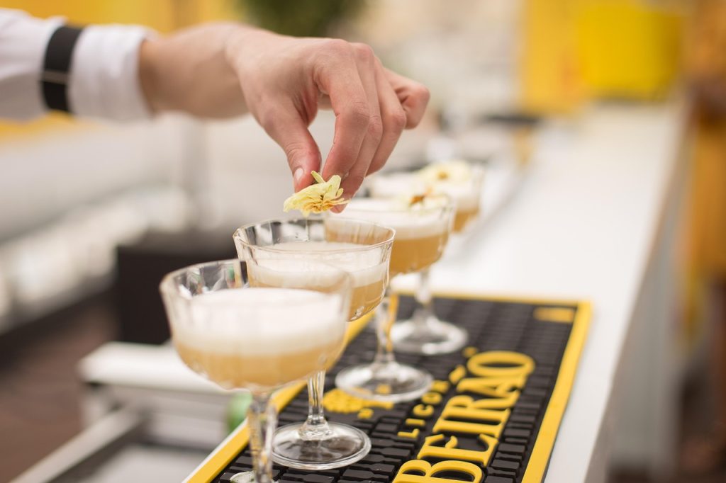 7 Takbarer i Stockholm - De bästa äkta utsikterna och drinkarna över staden. 2 7 Takbarer i Stockholm - De bästa äkta utsikterna och drinkarna över staden. 1